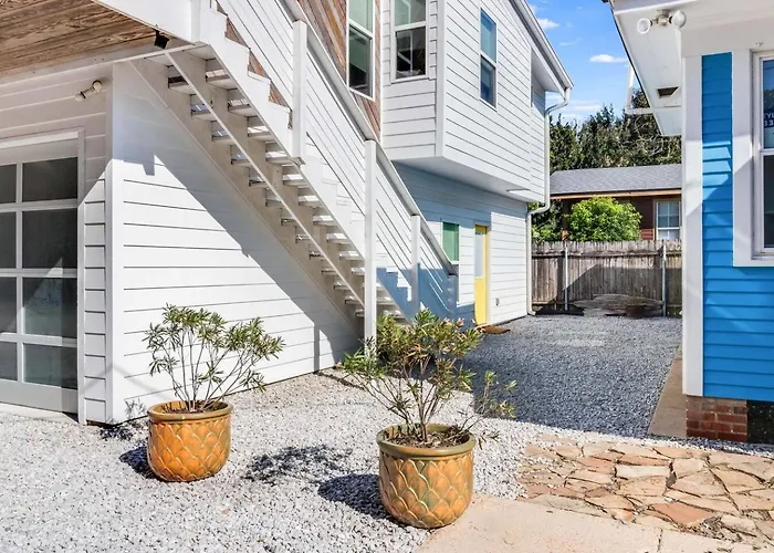 Cozy Modern Studio-free Parking & Washer Dryer Hébergement de vacances *